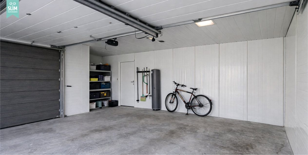 Blog Sandwichpanelen wand kiezen – garage met wanden van sandwichpanelen en betonvloer garage met wanden van sandwichpanelen en betonvloer